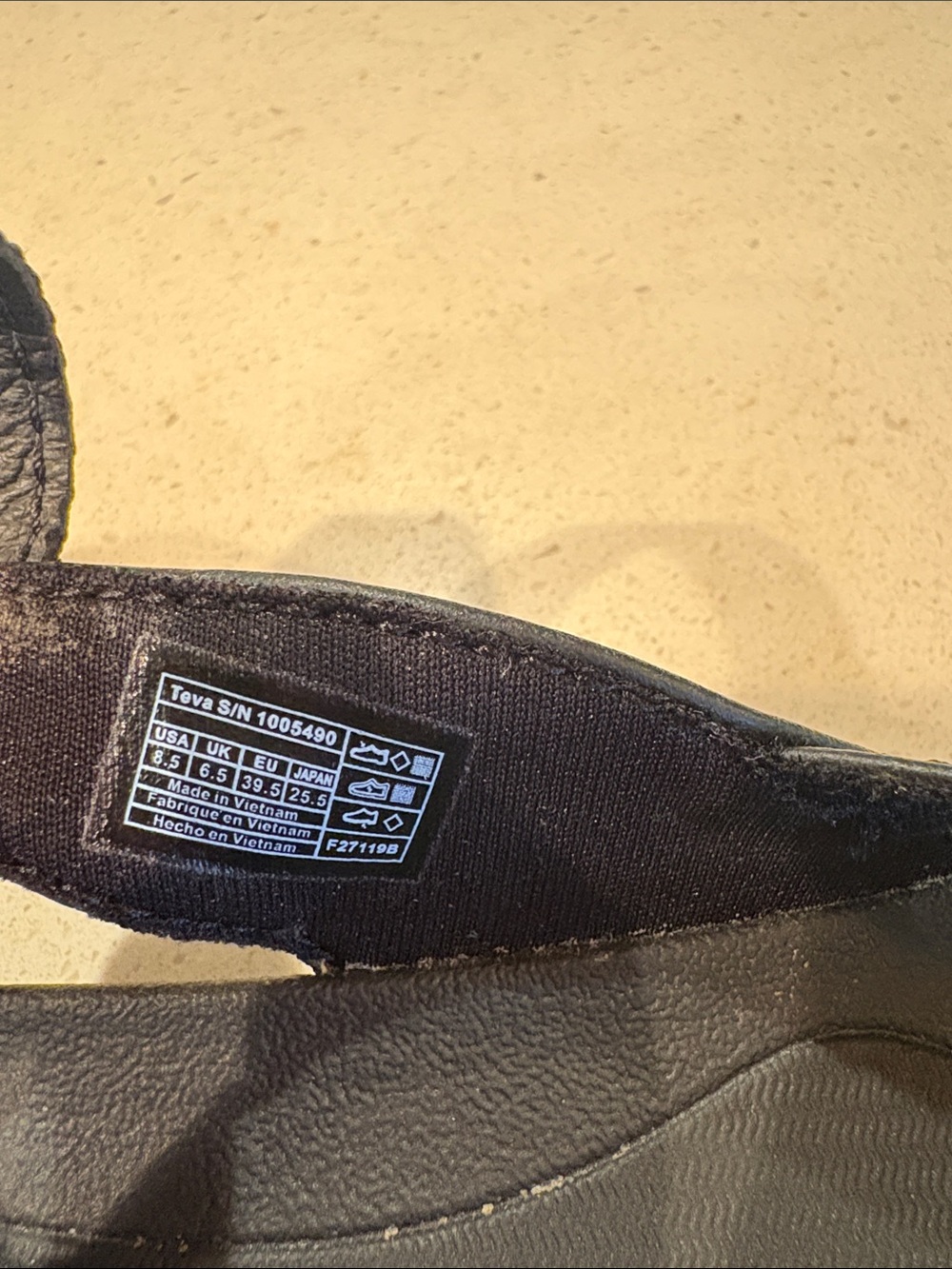 Teva Northwater Black and Grey Mary Jane’s - Size 8.5 - Picture 6 of 9